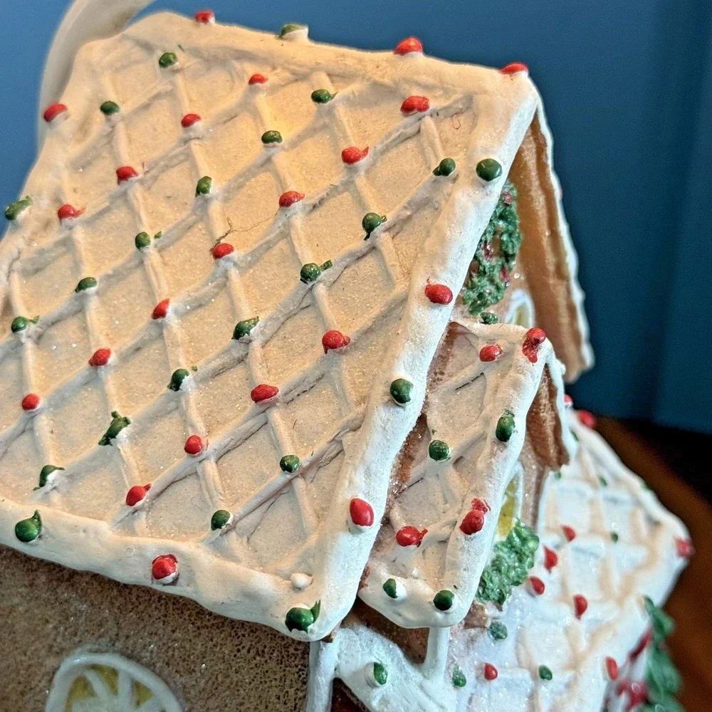Vintage Gingerbread House Accent Lamp Christmas Village Nightlight 14